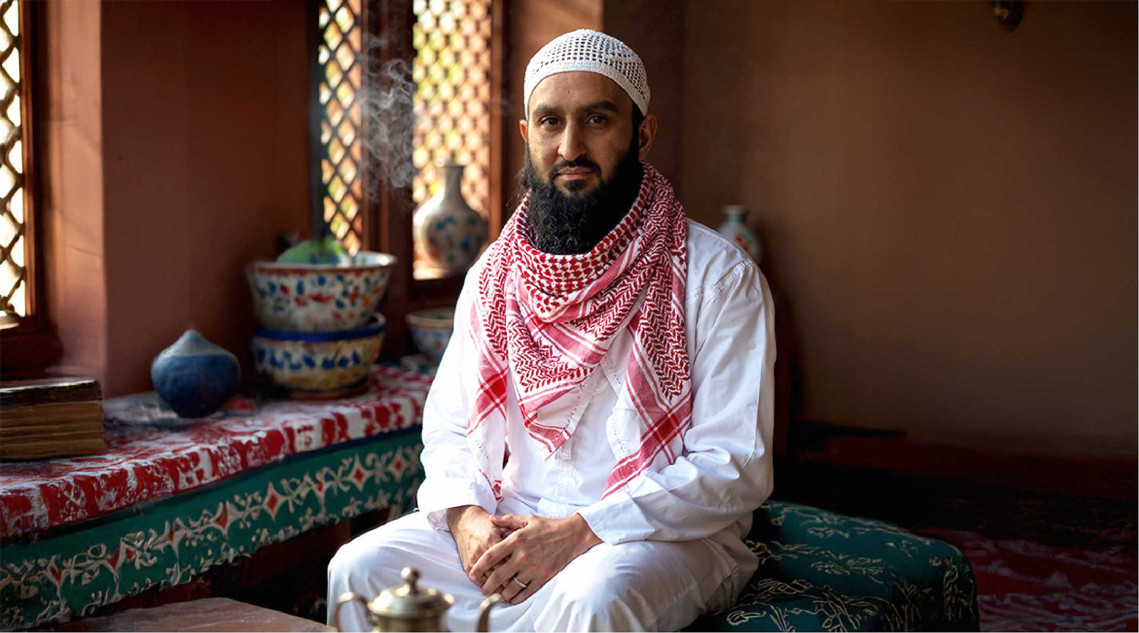 Wrap Yourself in Tradition: Explore Our Handmade Shemagh Collection