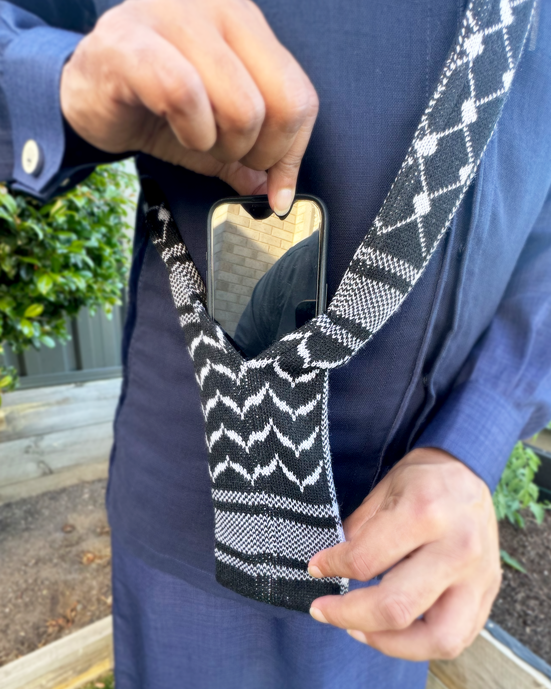 Zuhd Keffiyeh Smart Pocket™