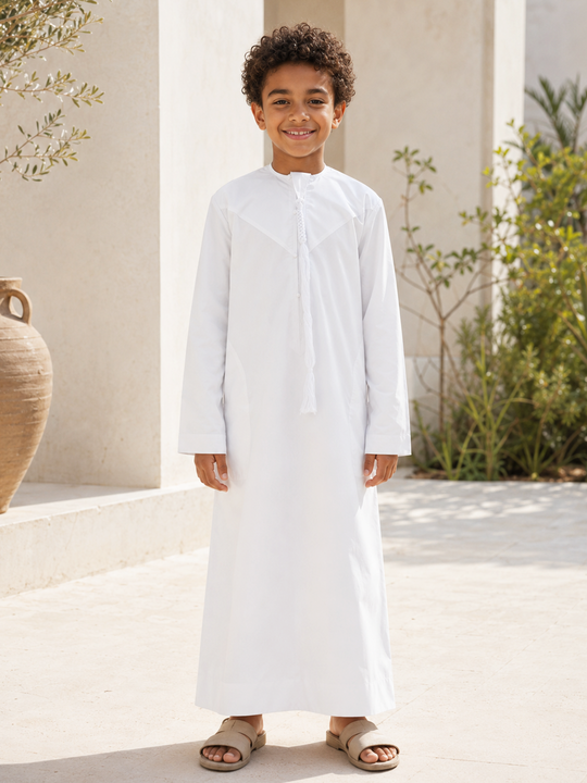 Kids Emirati Thobe – Timeless Grace, Tailored for the Next Generation