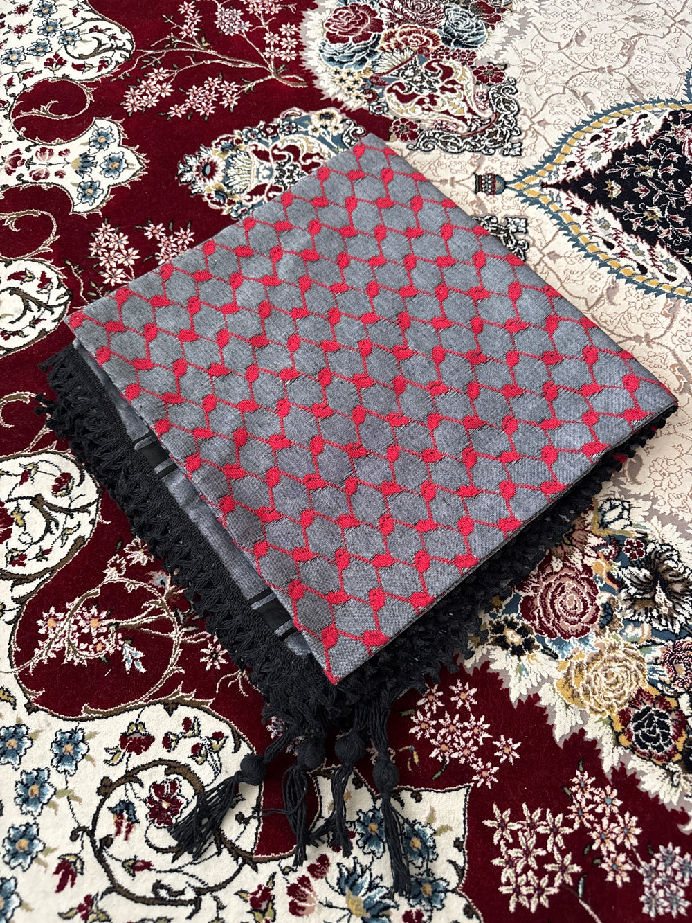 ZUHD KEFFIYEH GREY, RED & BLACK PATTERN DESIGN