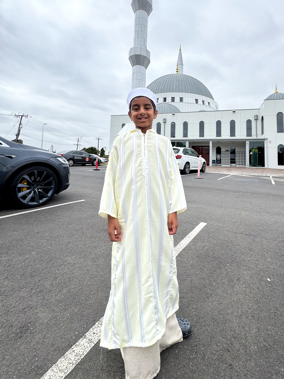 Zuhd Atlas Youth Hoodie Collection