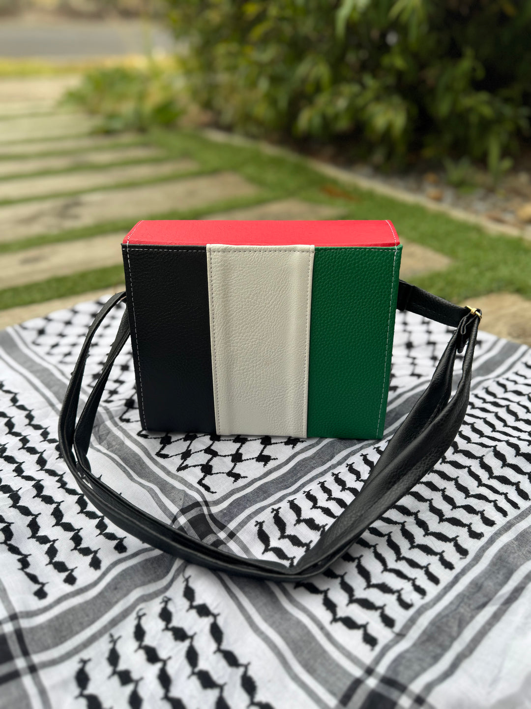 Zuhd Palestine Flag Handbag: Limited Edition Masterpiece