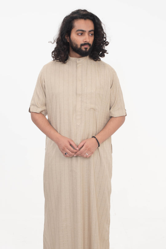 Sleek and Summery – The Half Sleeves Kuwaiti Collar Jalabiyyah