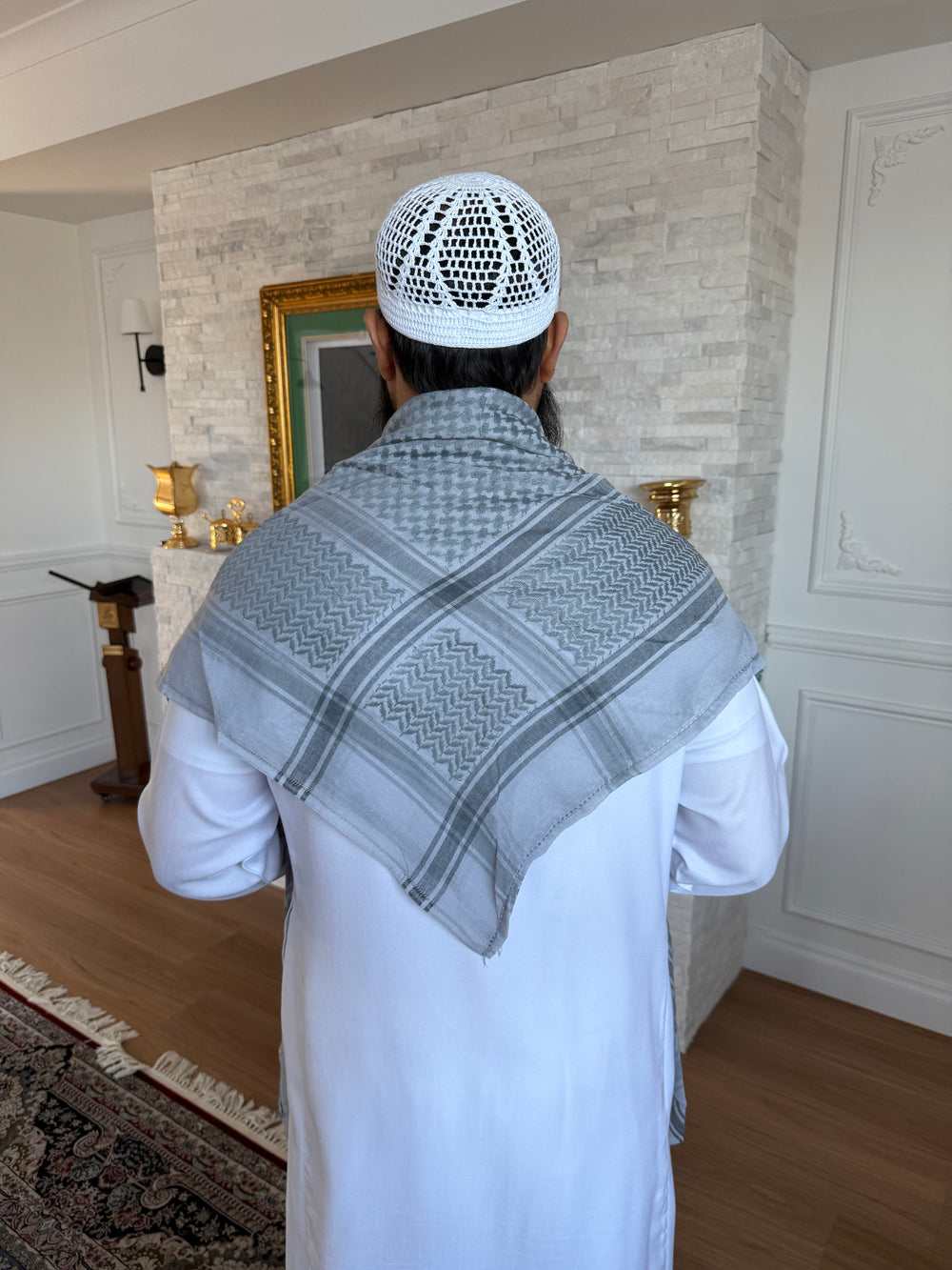 Urban Ash Keffiyeh – Graphite Grey Edition