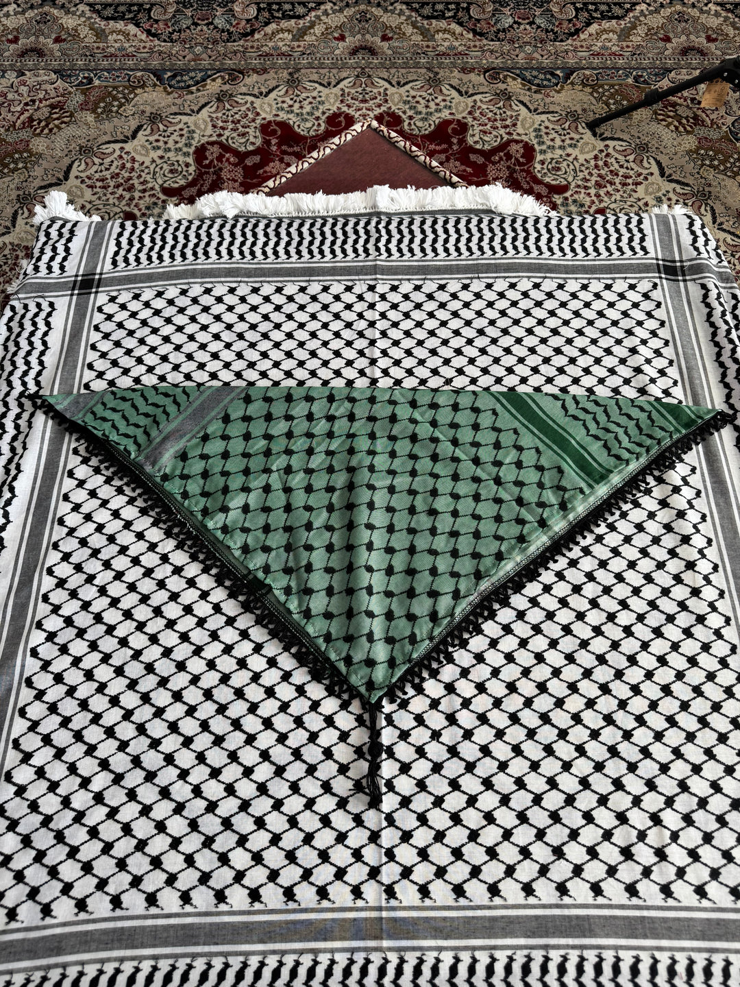 Falahi Bandana – Olive Grove Essence