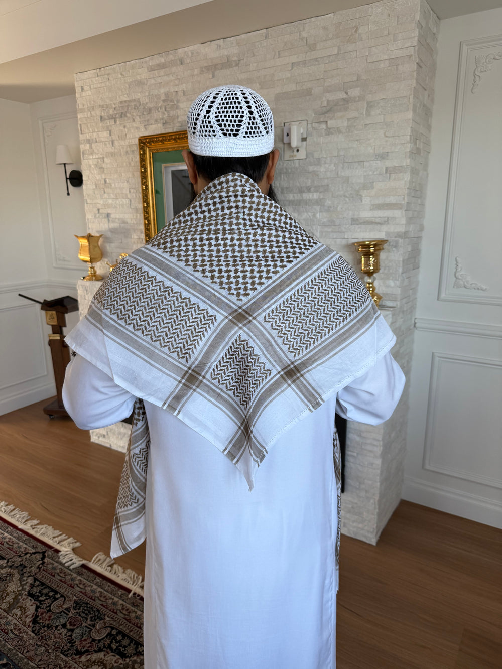 Desert Frost Keffiyeh – Ivory White Edition