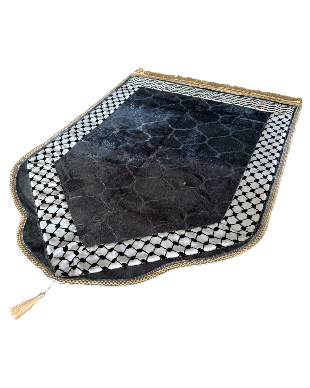 Heritage Elegance: Hand Made Bespoke Keffiyeh Prayer Mats