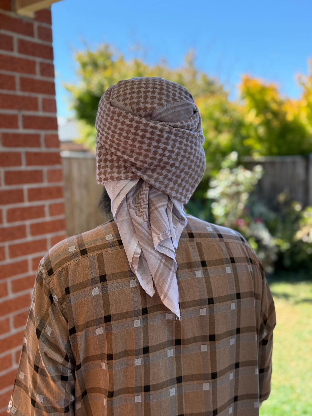 Light Brown & White - Hamdania