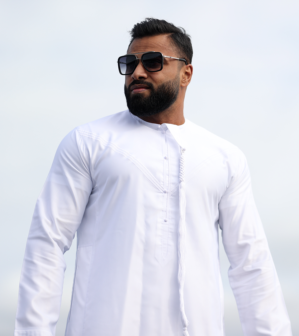 Emirati Majesty - V Embroidered Chest (Summers)