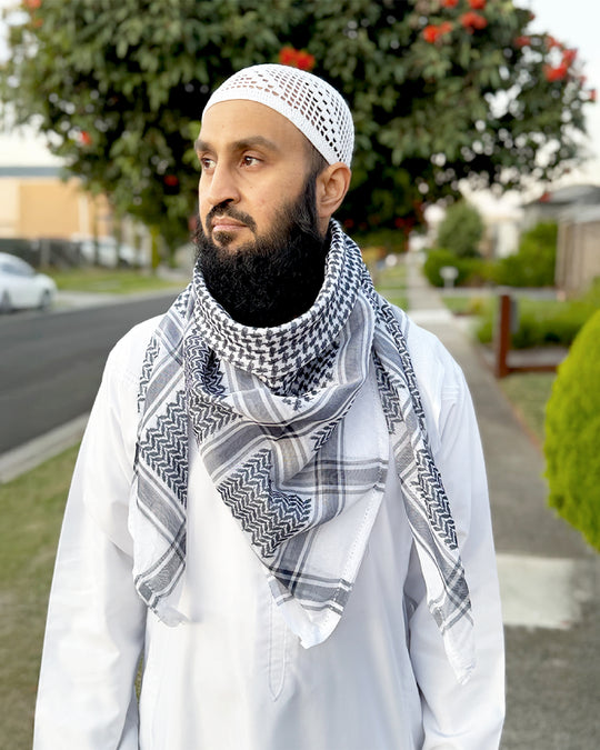 Dark Grey & White Keffiyeh Shemagh