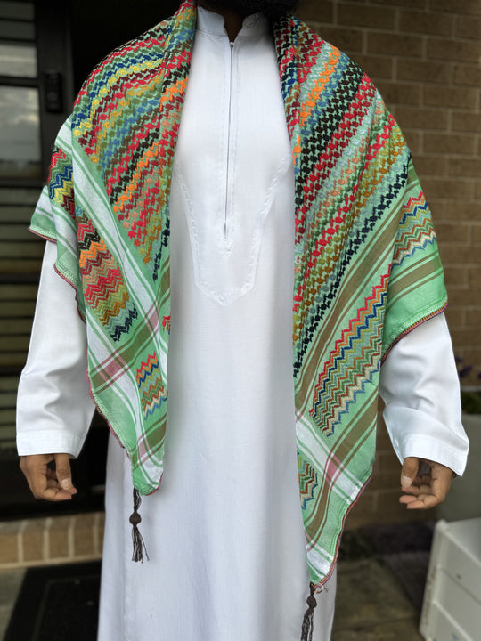 The ZUHD Keffiyeh GREEN – A Classic Fusion of Style and Tradition