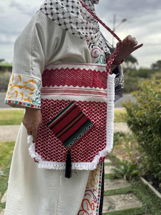 The Red & White Keffiyeh Handbag with Traditional Embroidery & Tarboosh 3– A Tapestry of Heritage and Style