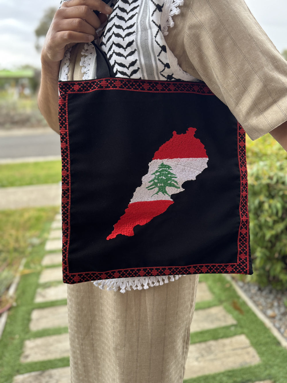 Bold Heritage: Lebanese Handbag with Iconic Flag Design