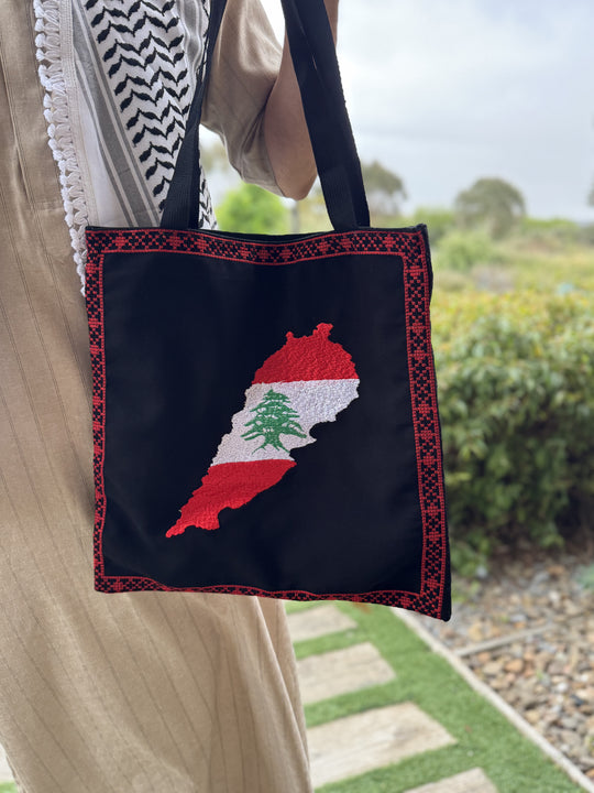 Bold Heritage: Lebanese Handbag with Iconic Flag Design