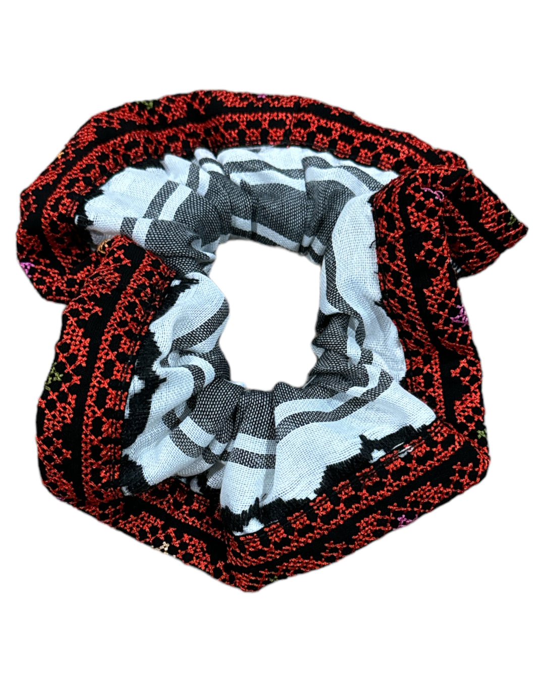 Zuhd Keffiyeh Embroided Scrunchies (HAND MADE)