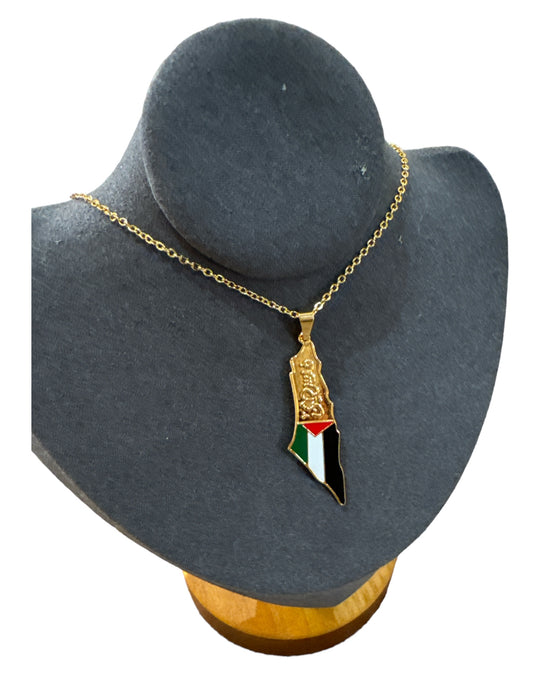 Heritage Gold Medallion Necklace: Arabic Calligraphy and Palestine Flag