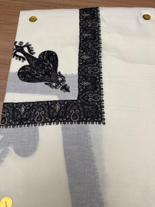 Heritage Threads 17