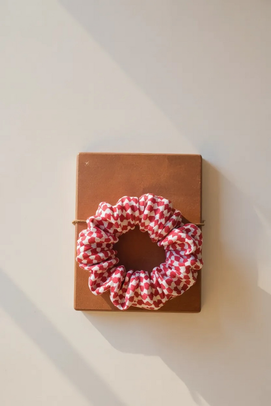 Zuhd Kuffiyeh Red & White Scrunchies (HAND MADE)