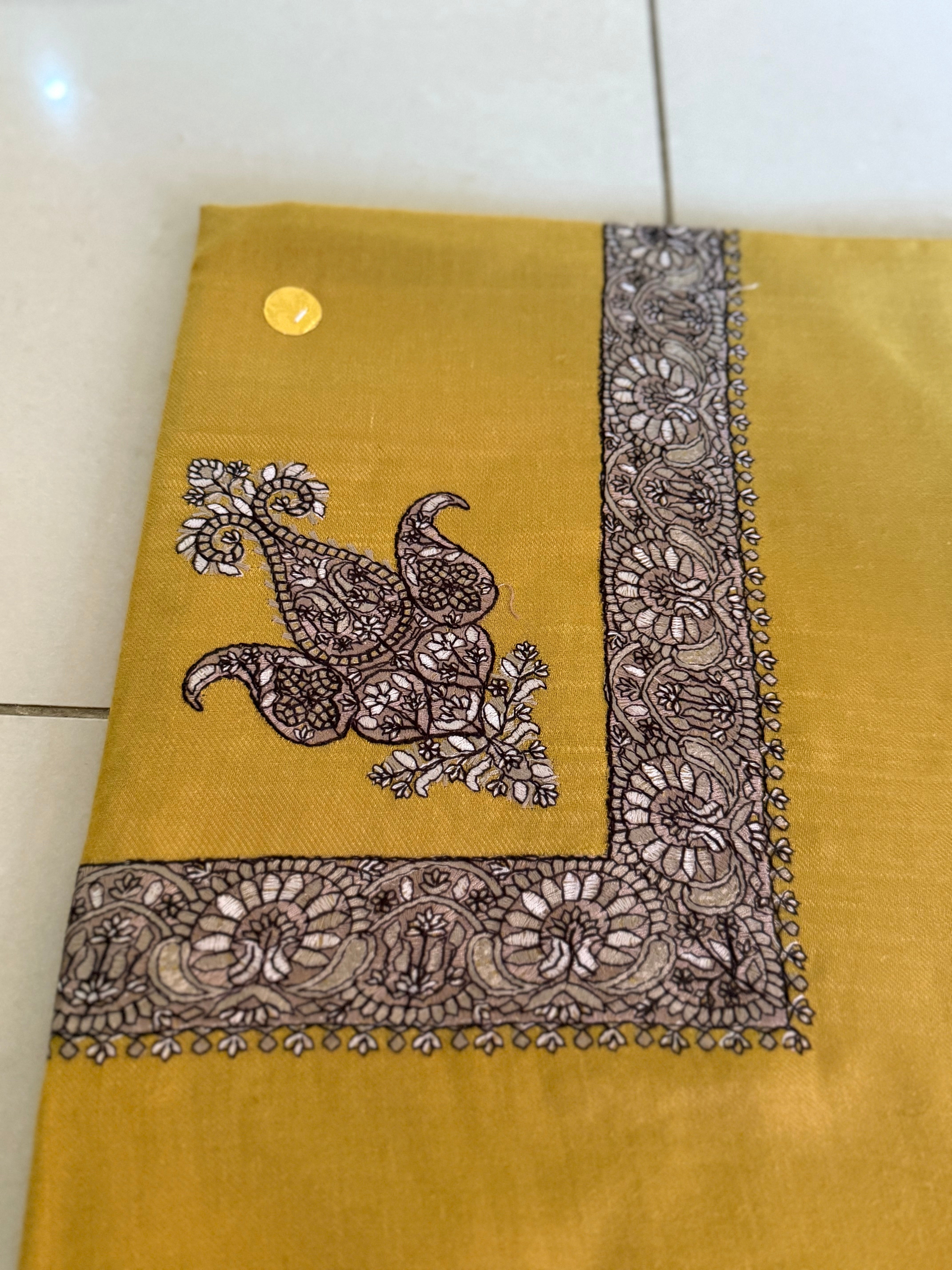 Frequently Bought Together Yemeni Shawl