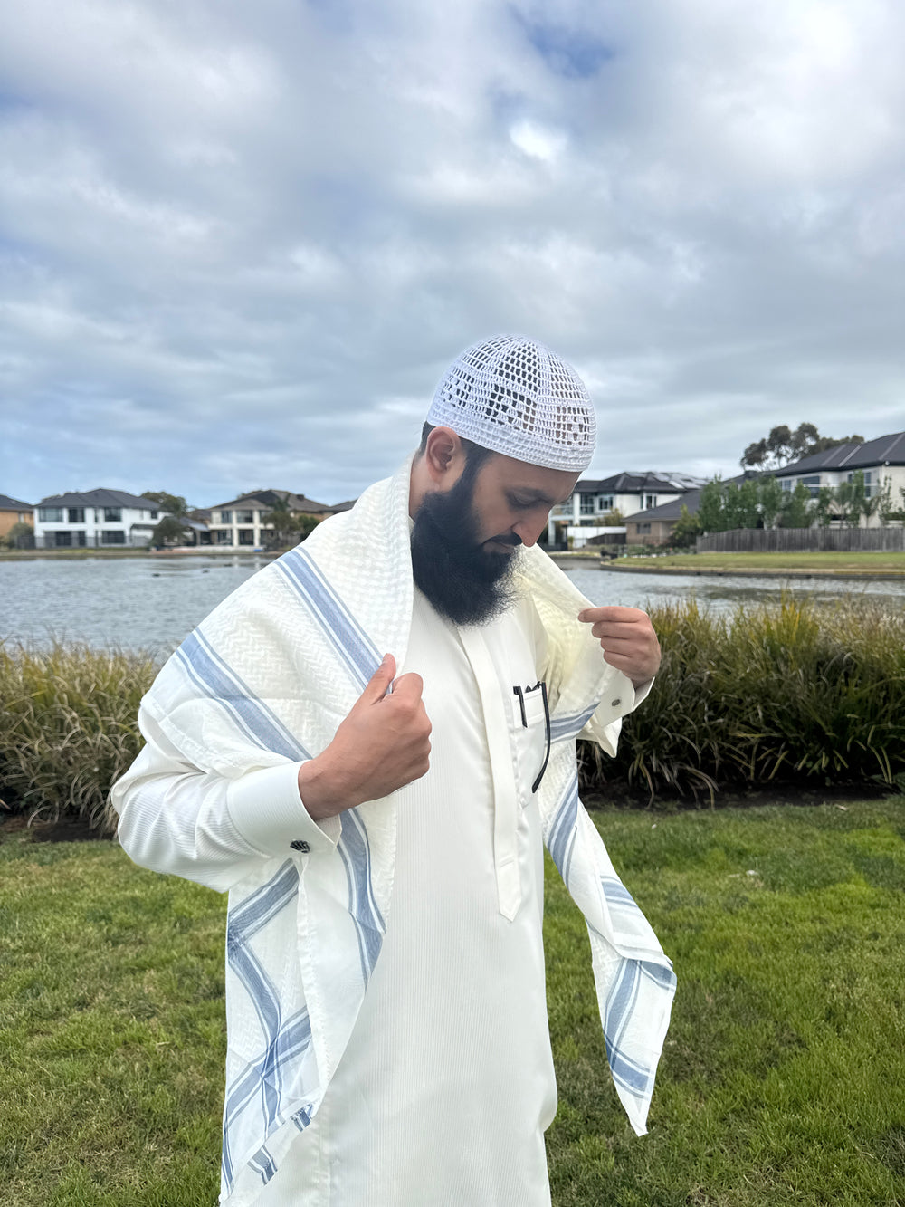 Blue & Cream Keffiyeh Shemagh