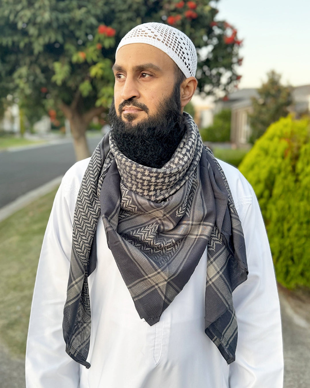 Black & Grey Keffiyeh Shemagh - Zuhd.storeBlack & Grey Keffiyeh Shemagh