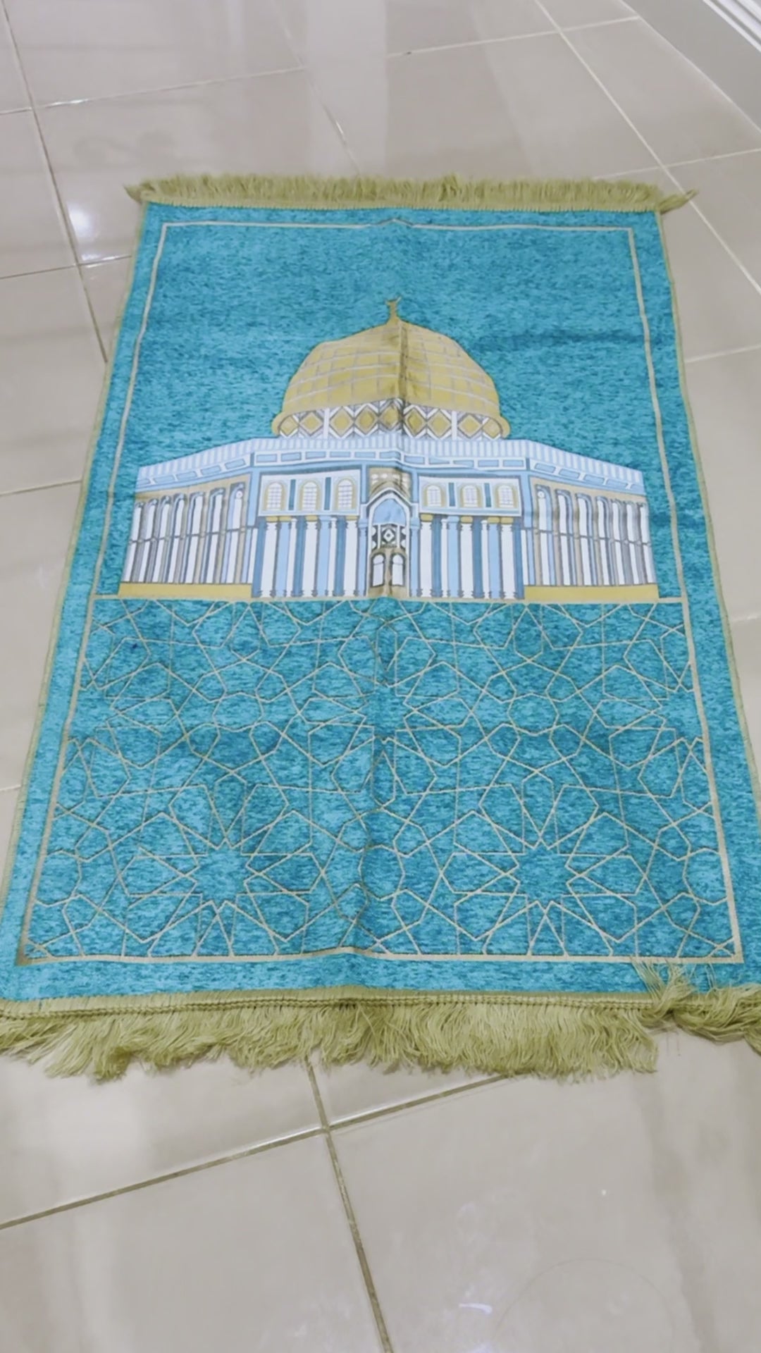 Dome of the Rock Prayer Mat: A Symbol of Faith and Heritage