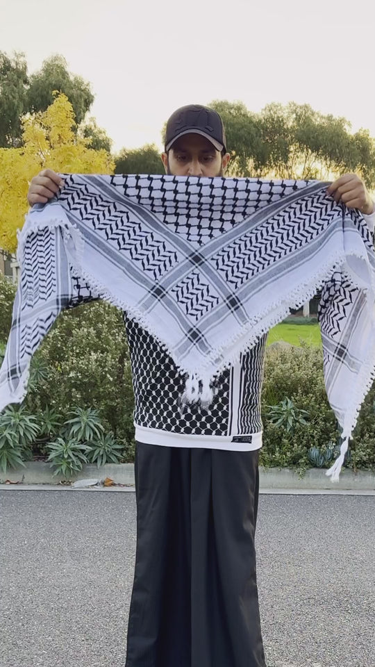 The Palestine Keffiyeh with Tarboosh – Elegance Meets Heritage