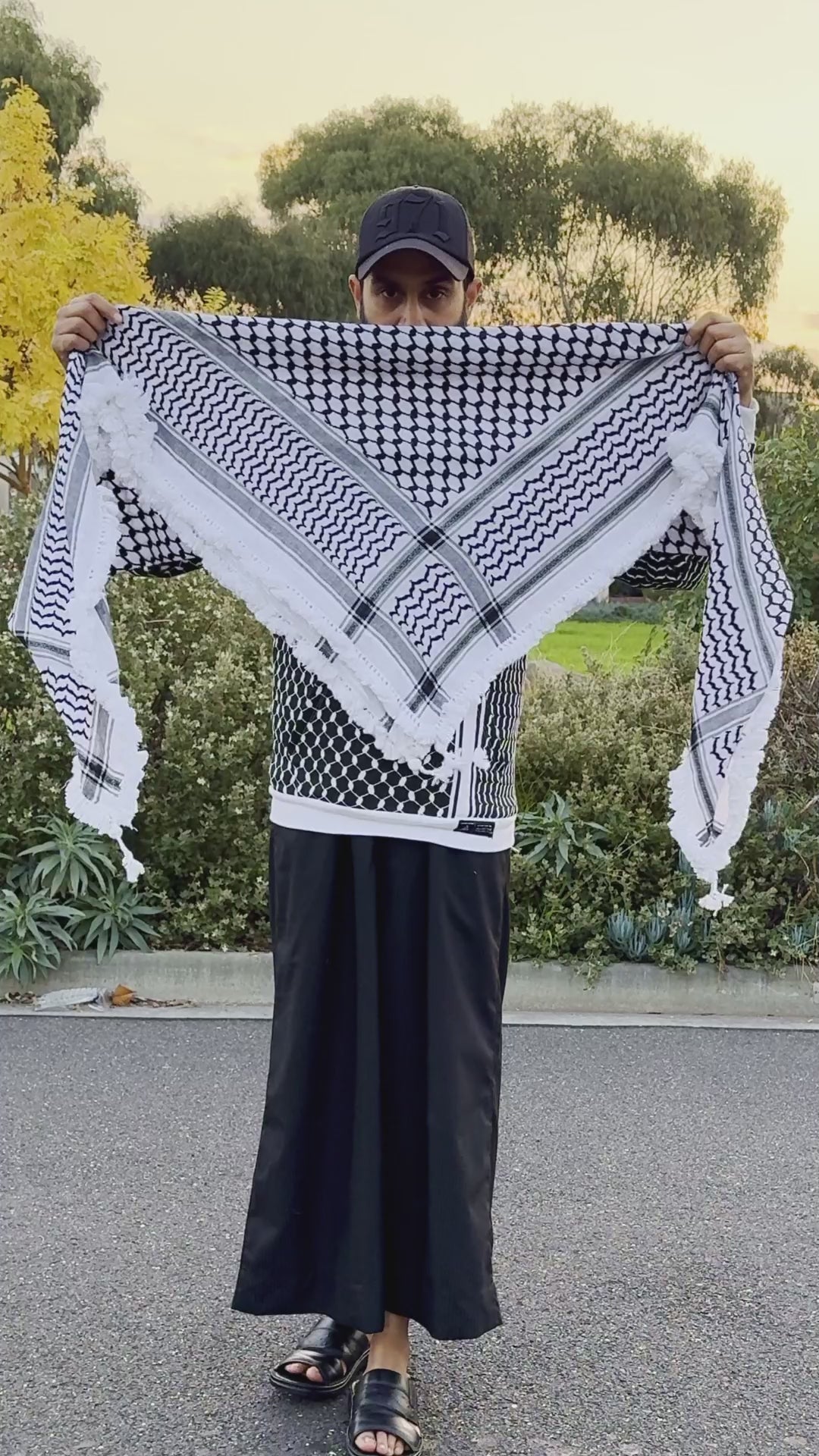 The OG Palestine Keffiyeh (Hand Made)