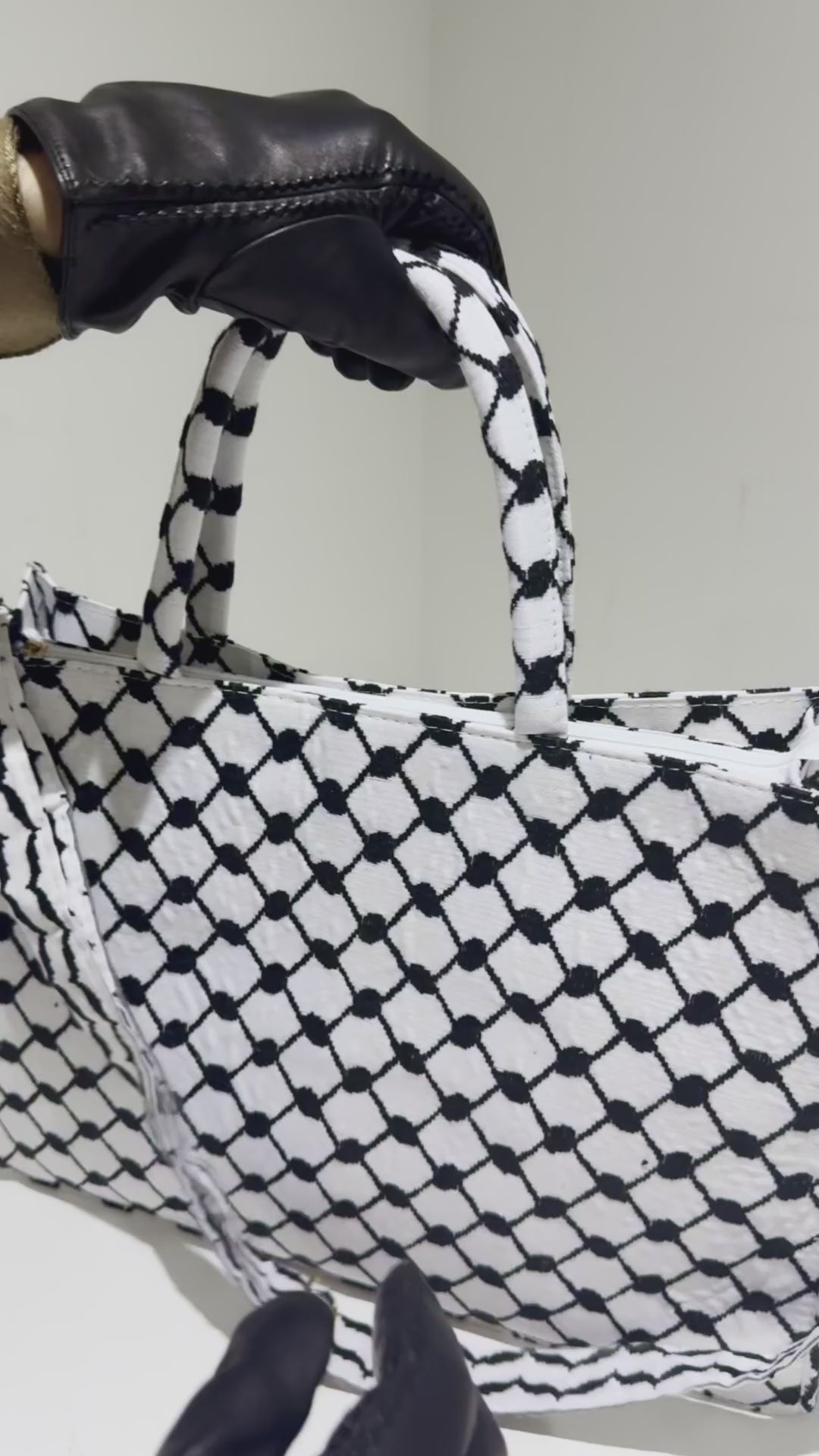 Zuhd Keffiyeh Handbag: Limited Edition Masterpiece